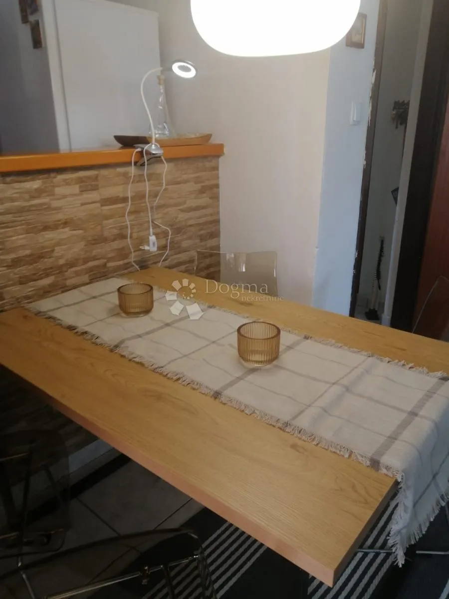 grebaštica - stan u kući - etažno vlasništvo - slika 9