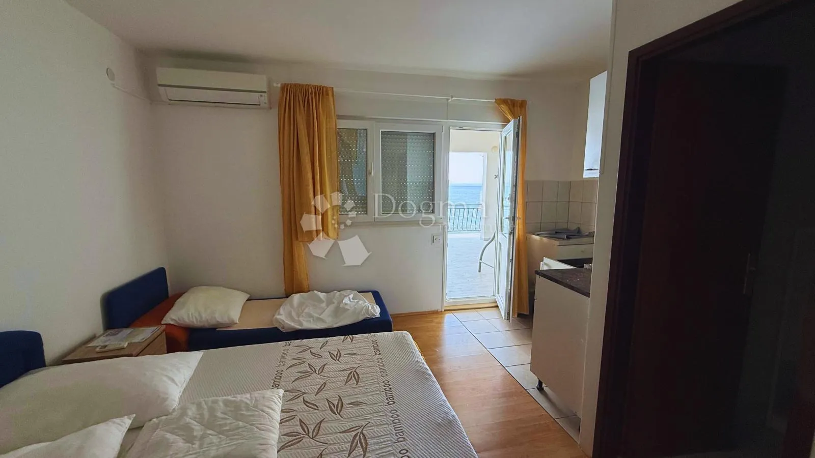 kuća iz snova u prvom redu do mora – podstrana, 126 m² stambenog prostora + okućnica - slika 13