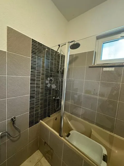 atraktivan stan sa panoramskim pogledom na more - slika 14
