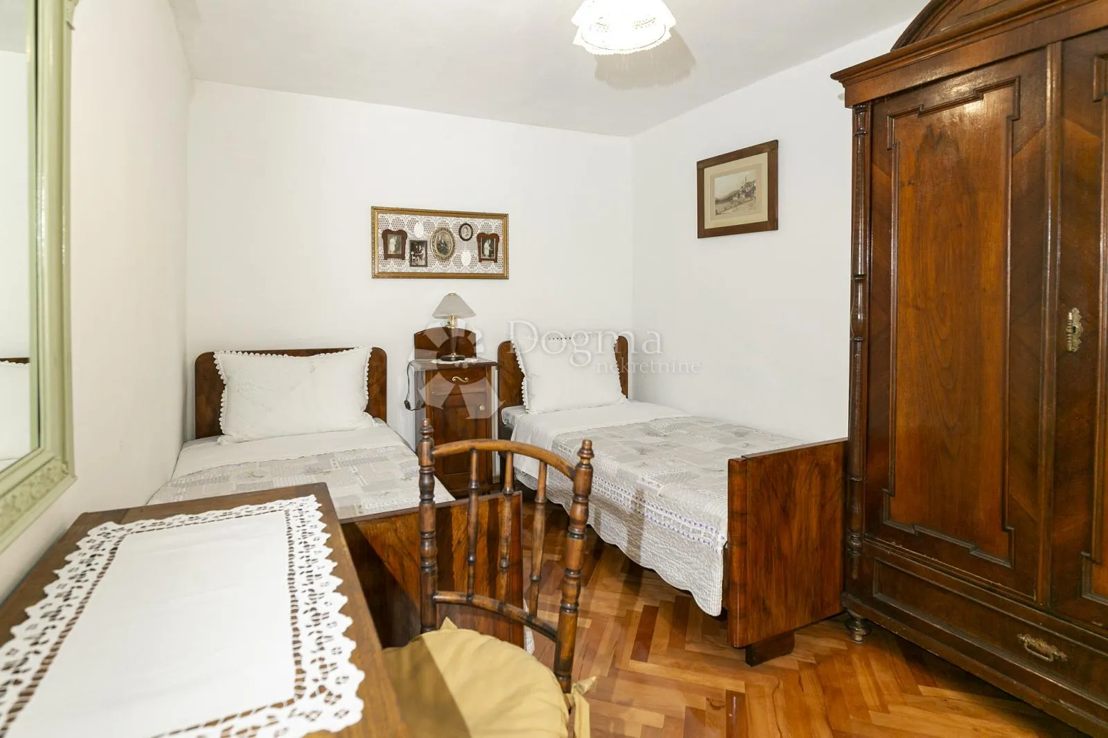 autohtona kuća - slika 38