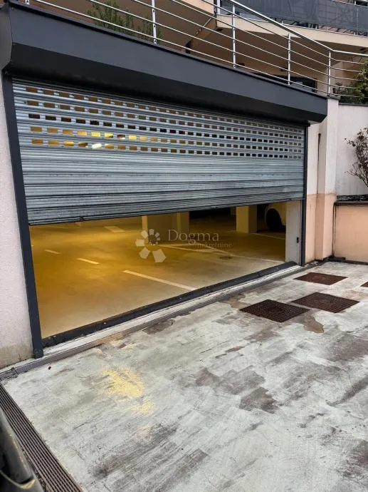 garaža u centru opatije - 2 mijesta - slika 2