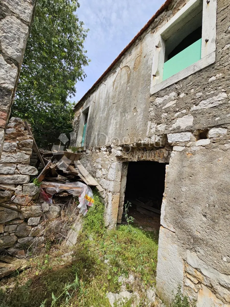kamena kuća za adaptaciju, ugljan - slika 14