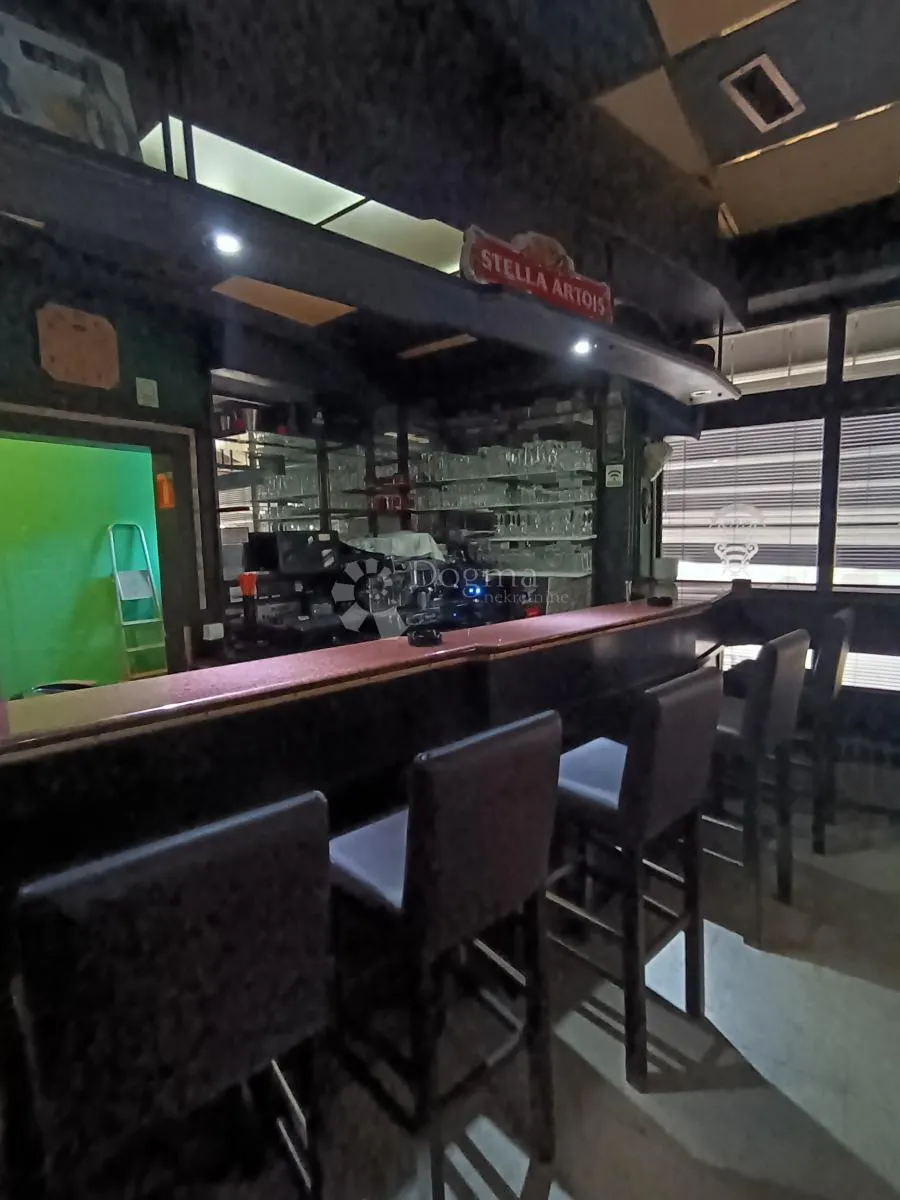 sniženo!prilika za ugostitelje!najam opremljenog caffe bara s velikim potencijalom za proširenje! - slika 4