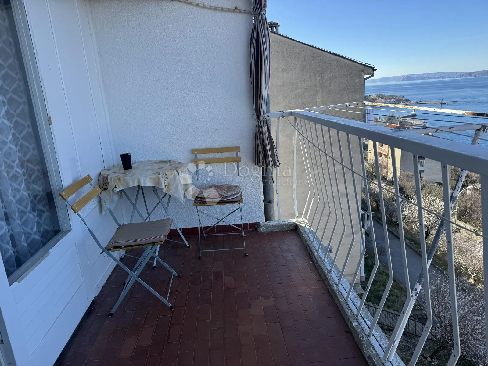apartman/ stan u senju 100 m od plaže - slika 3