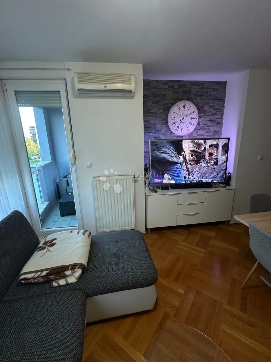 stan na selskoj - 2 parkirna mjesta - slika 2