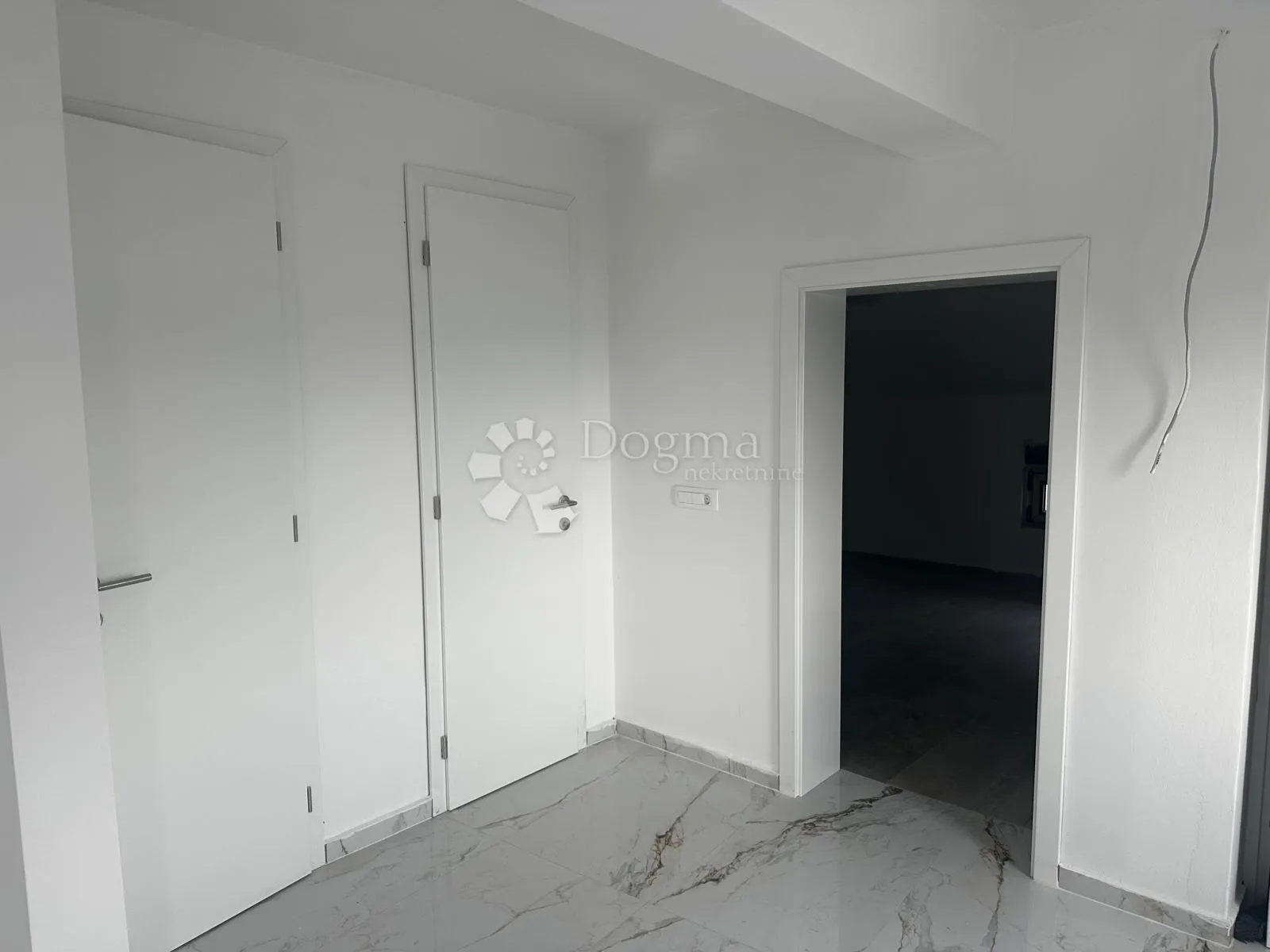 apartman sa otvorenim pogledom na more - slika 2