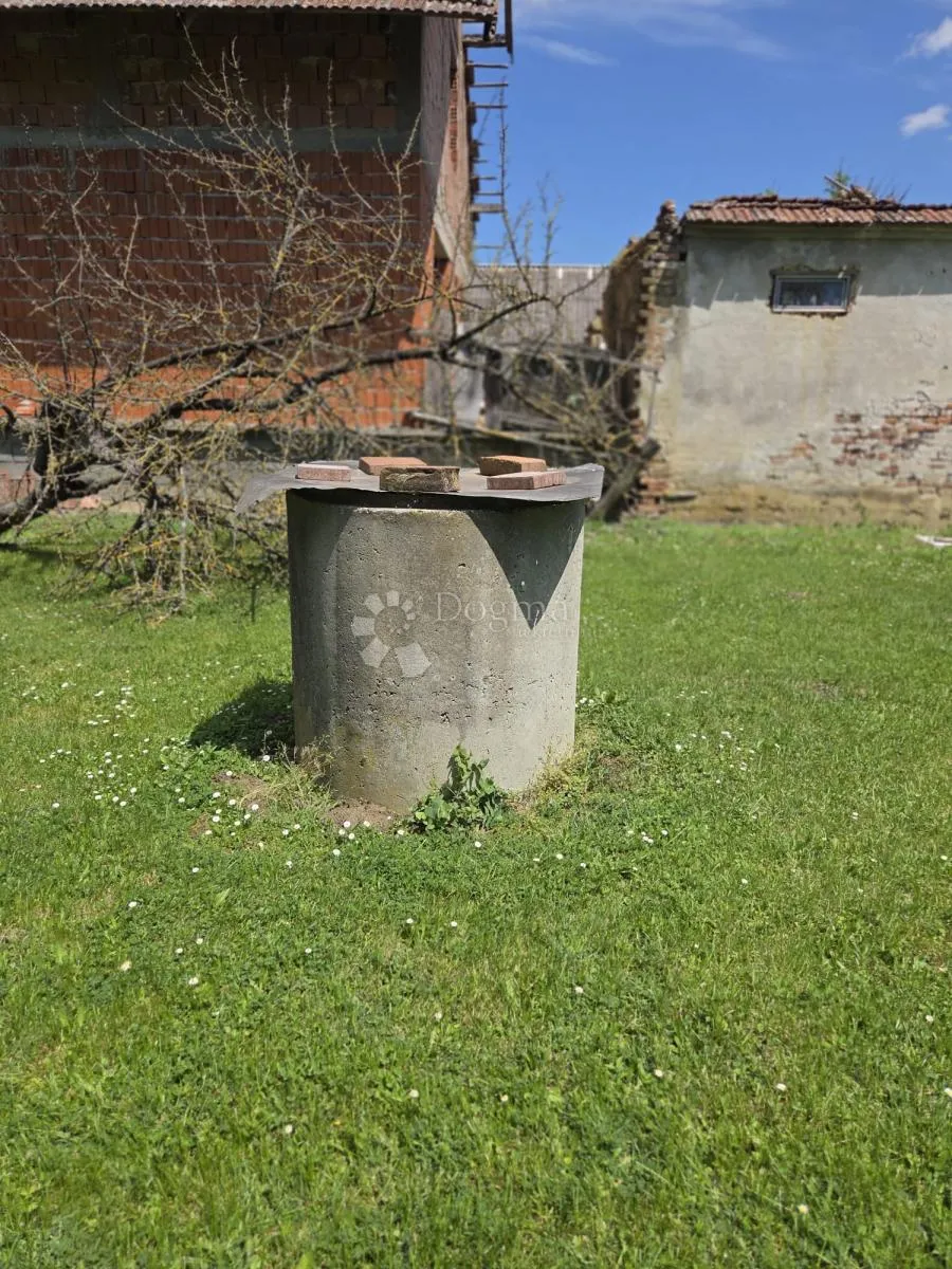 kuća s velikom parcelom – čokadinci - slika 5