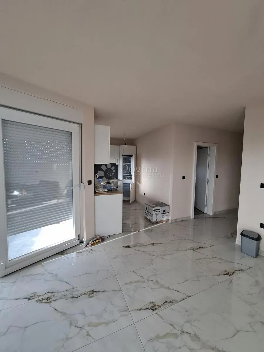 mediteranski san sa krovnom terasom - slika 6