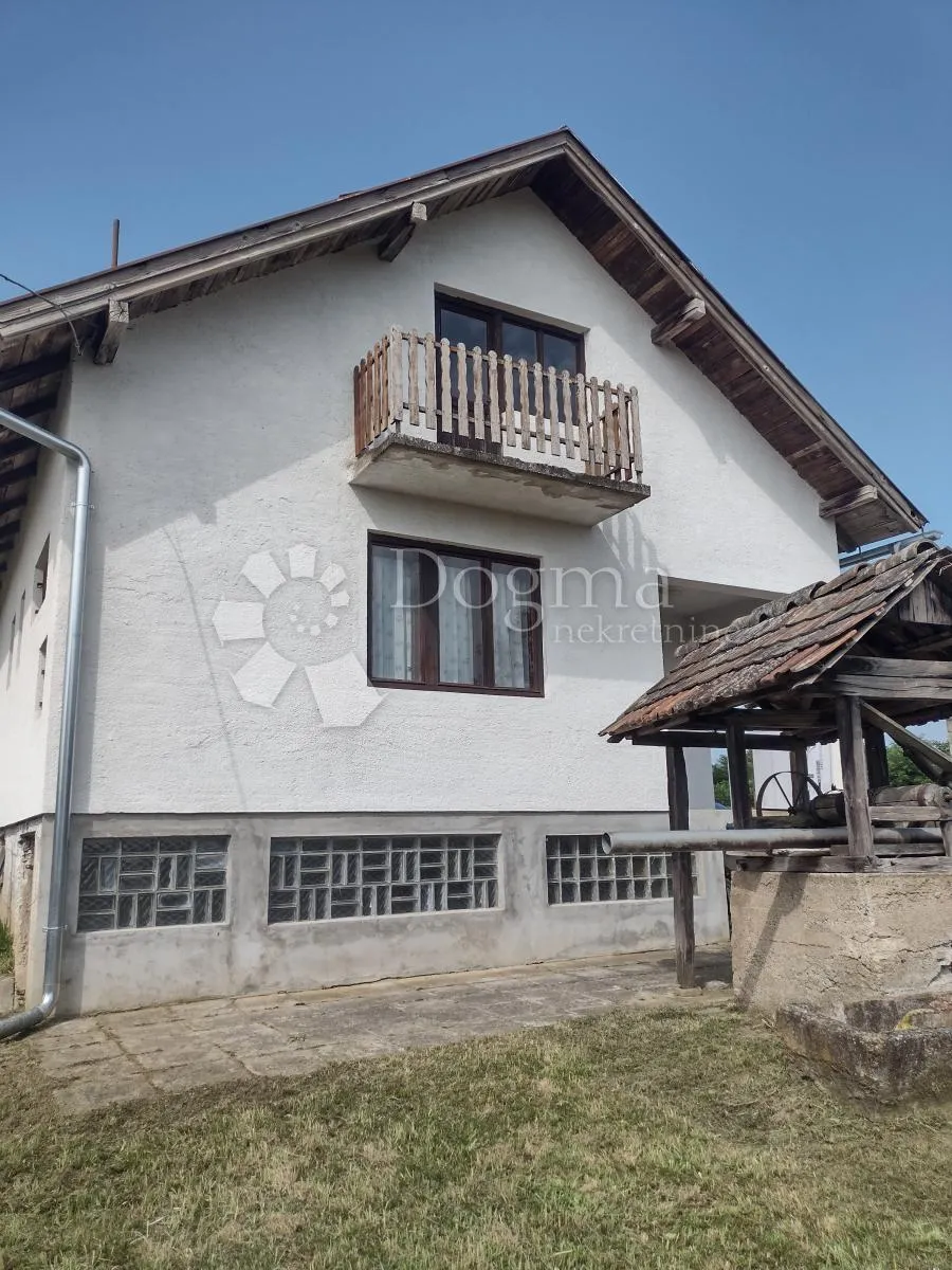 Uredno seosko imanje i legalizirana kuća - Podgorje, Gvozd