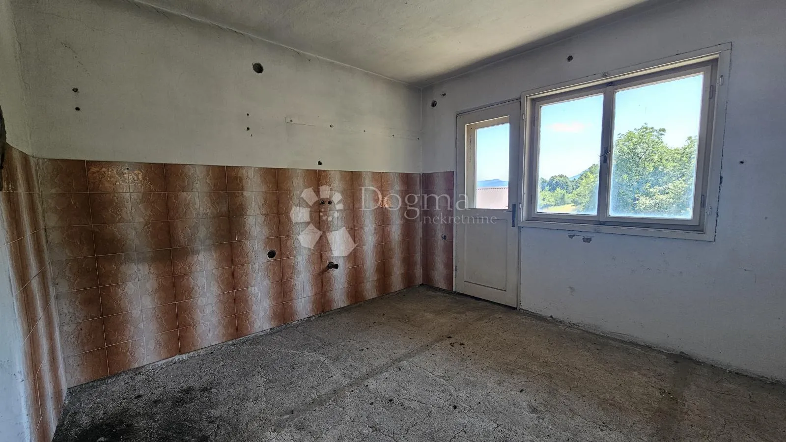 kuća, vrbovsko, 180 m2, velika okućnica - slika 12