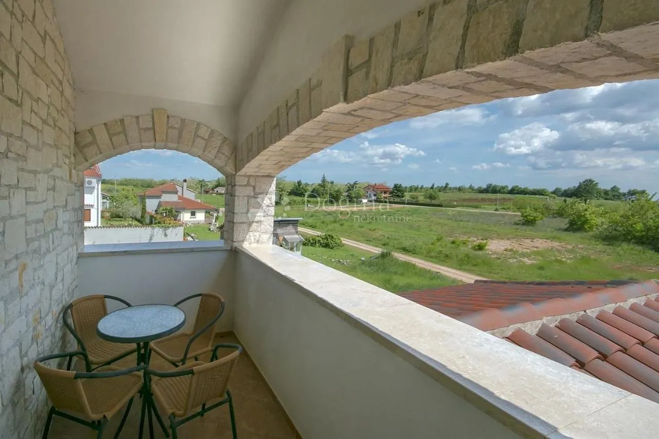 poreč, okolica, prekrasna vila sa bazenom - slika 23