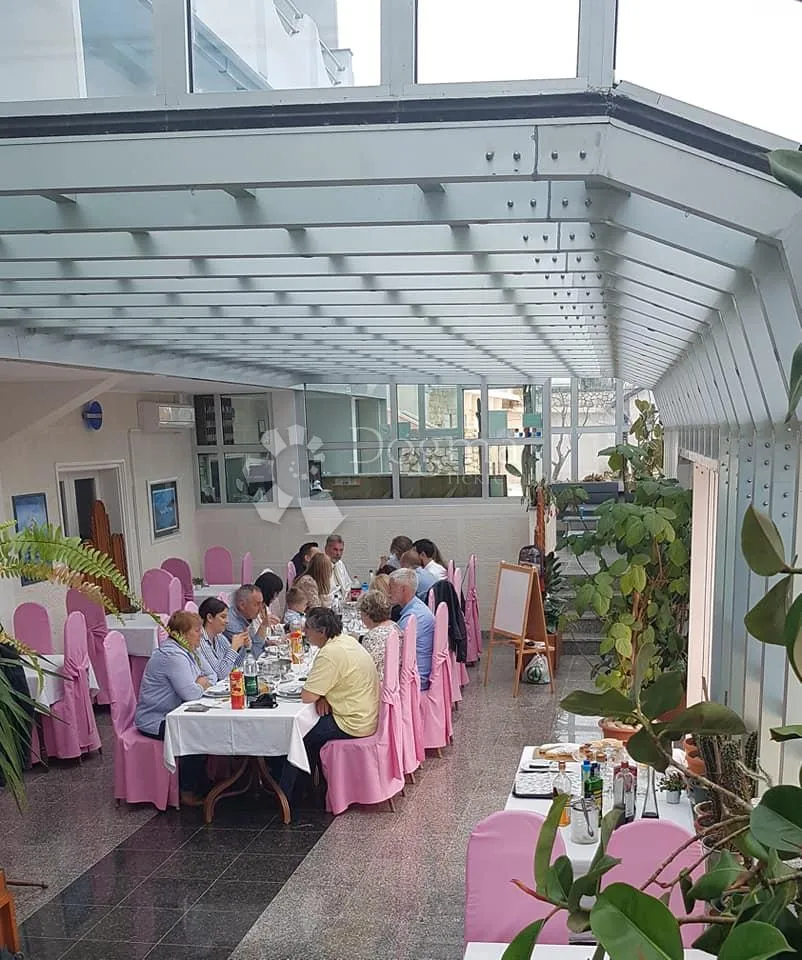 hotel, na samom moru, tražena lokacija - slika 24
