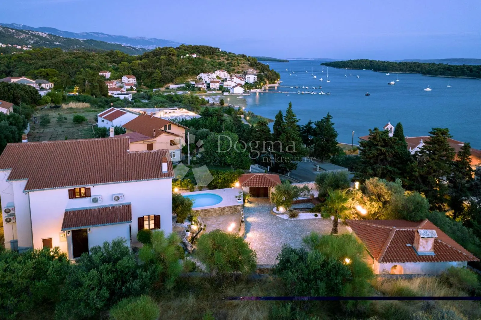 amazing mediterranian villa - slika 79