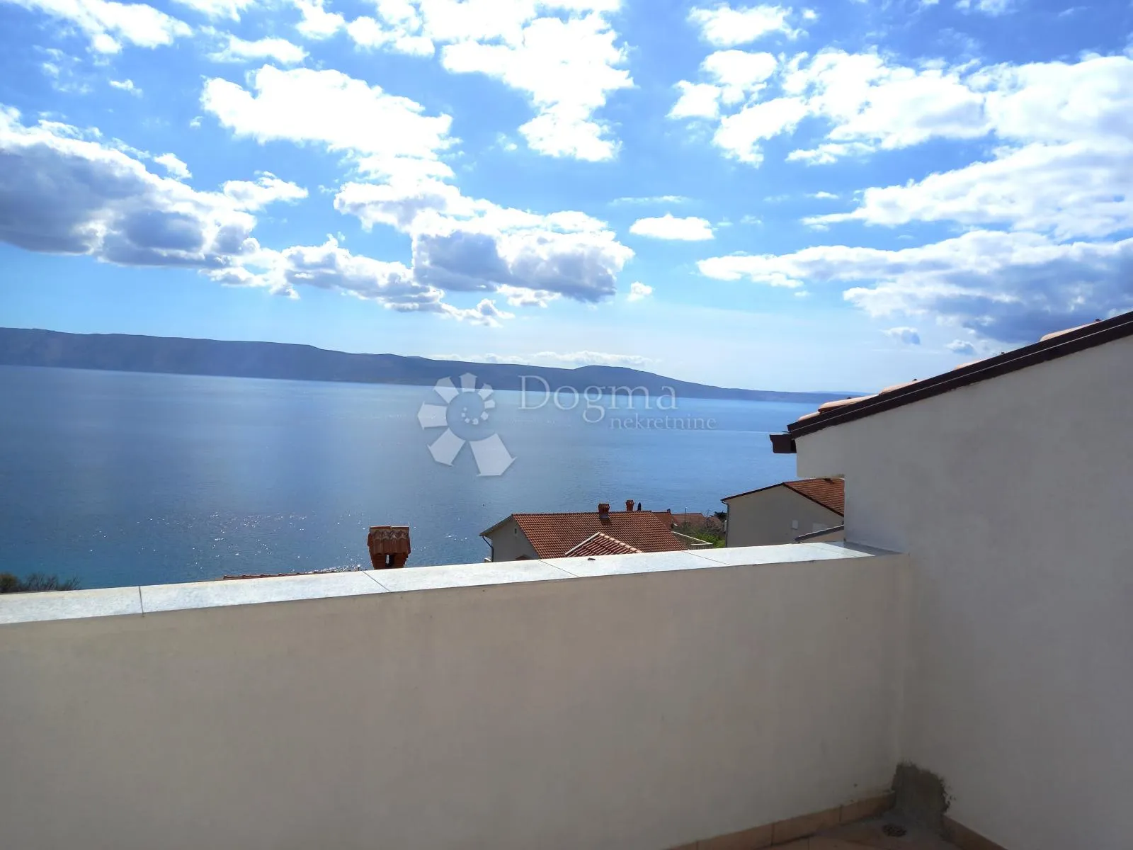 apartmanska kuća 120 metara od plaže - slika 2