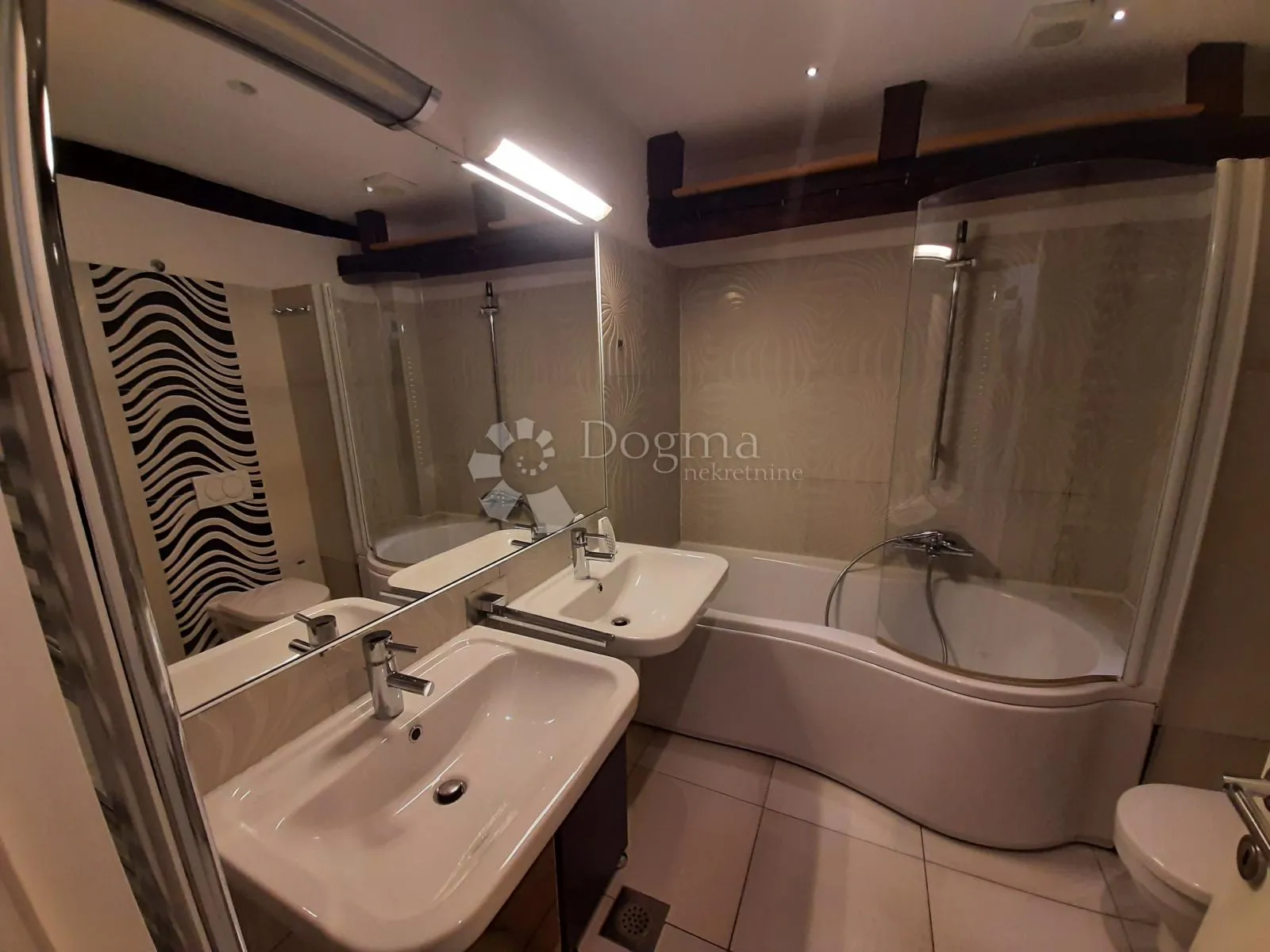 unikatni 4s penthouse od 100m2 i terasom od 10m2 – kvatrić - slika 20