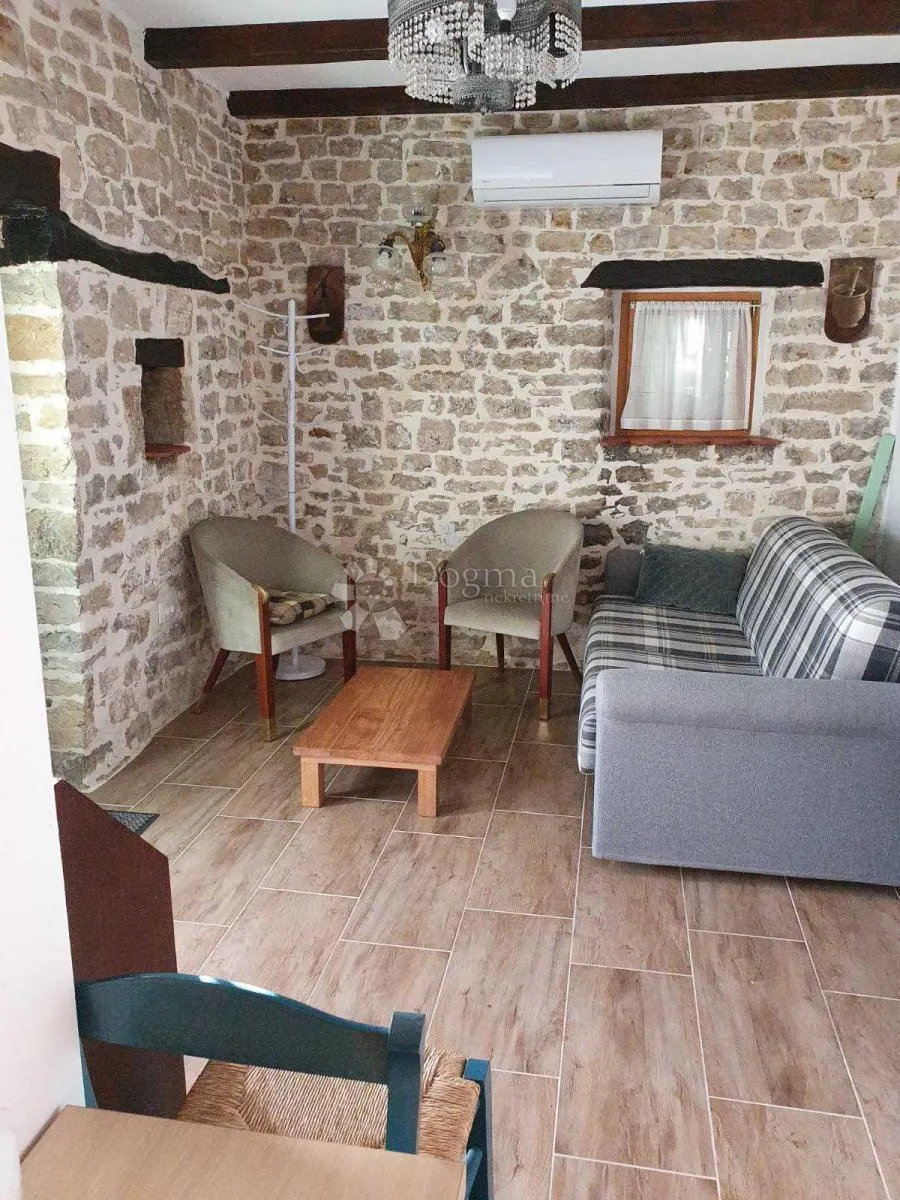 motovun - prelijepa kamena kuća - slika 17