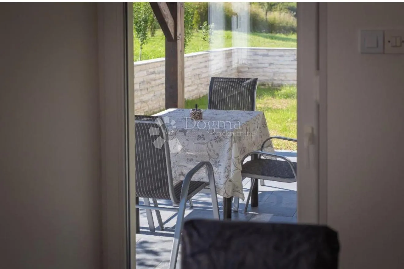 idilična kuća sa 4 apartmana u blizini plitvičkih jezera - slika 47
