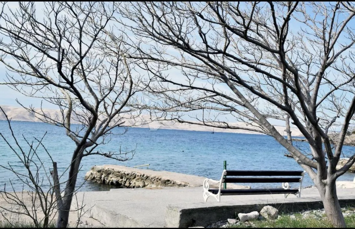 kuća s tri apartmana uz more - slika 26