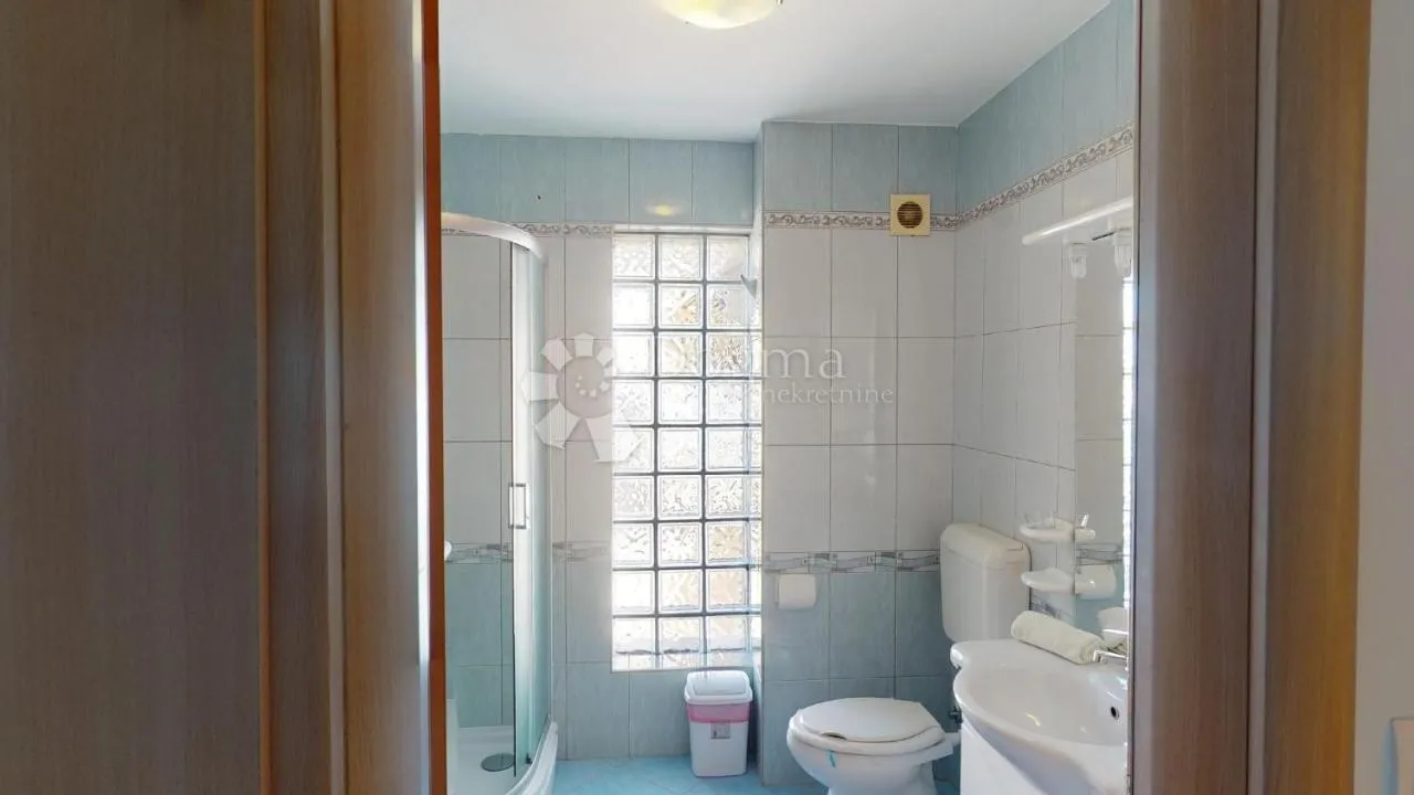 pansion komfor- hotelski apartmani uz more - slika 12