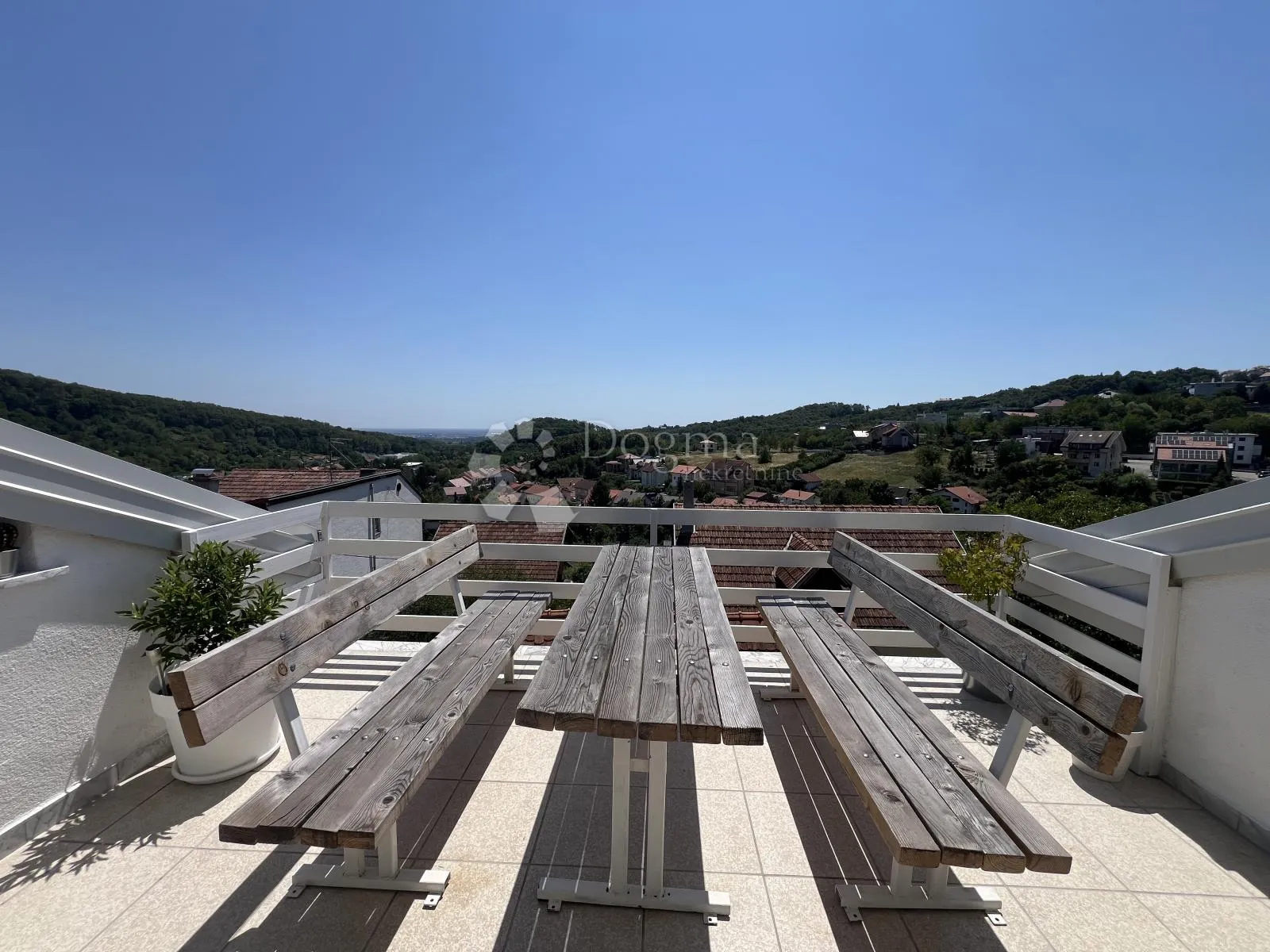gračani - dvoetažni stan 108 m2 s dvije terase i zasebnom parcelom za 3 parkirna mjesta - slika 5