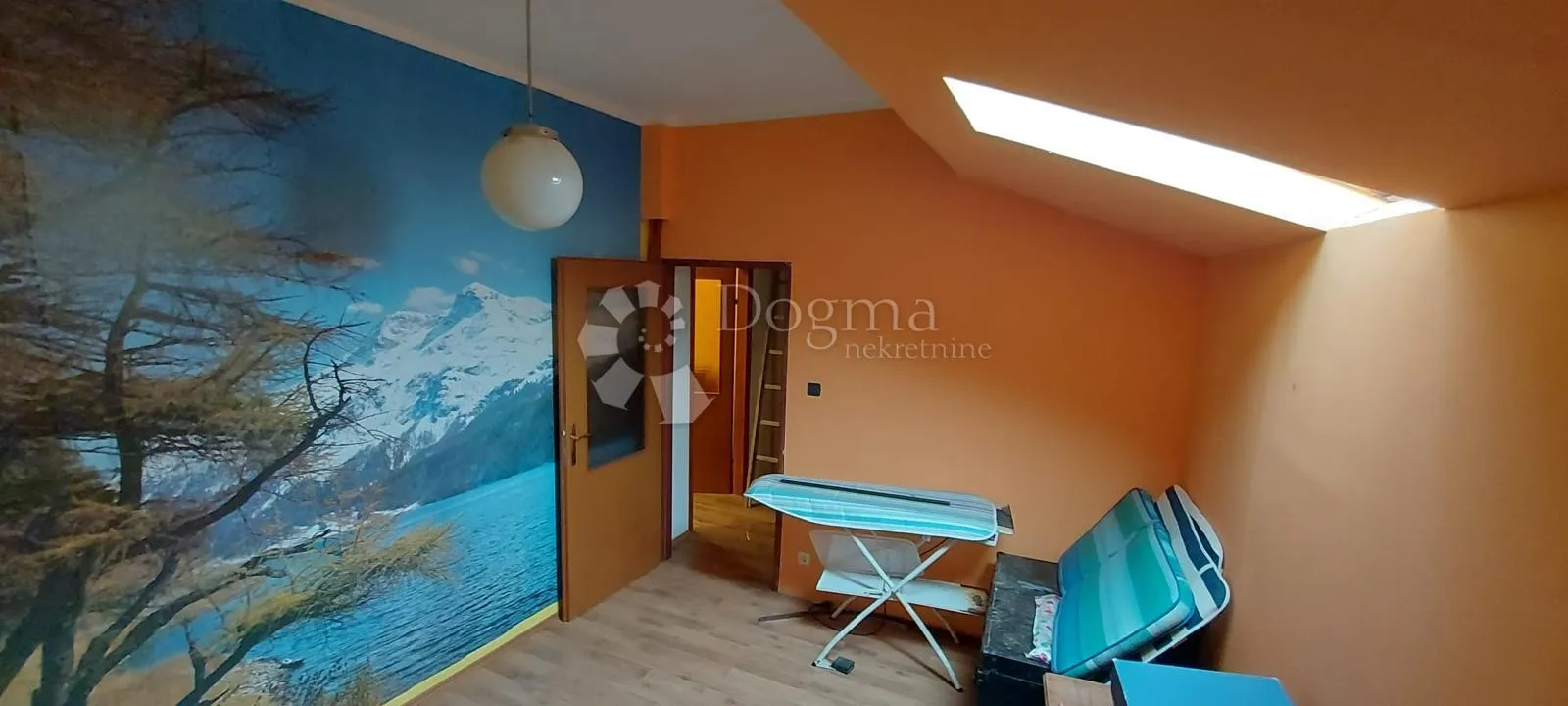 kuća na rivi s poslovnim prostorom - slika 23