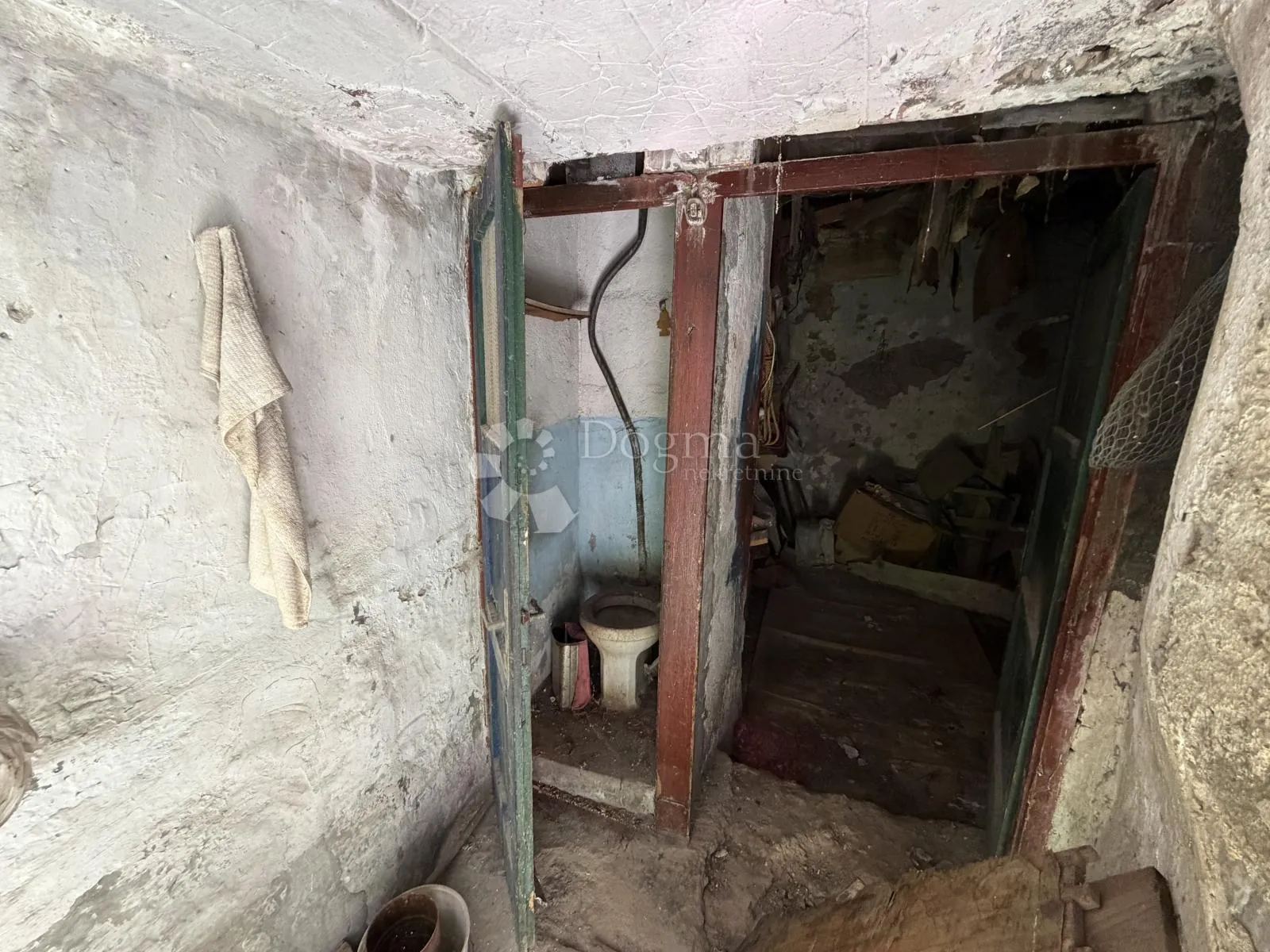 prilika!!! šibenik – gorica, dvije kuće u nizu – prilika za butični hostel ili apartmane - slika 5