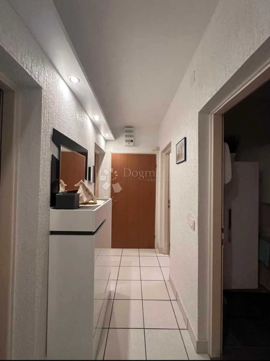 apartman u baški! - slika 4