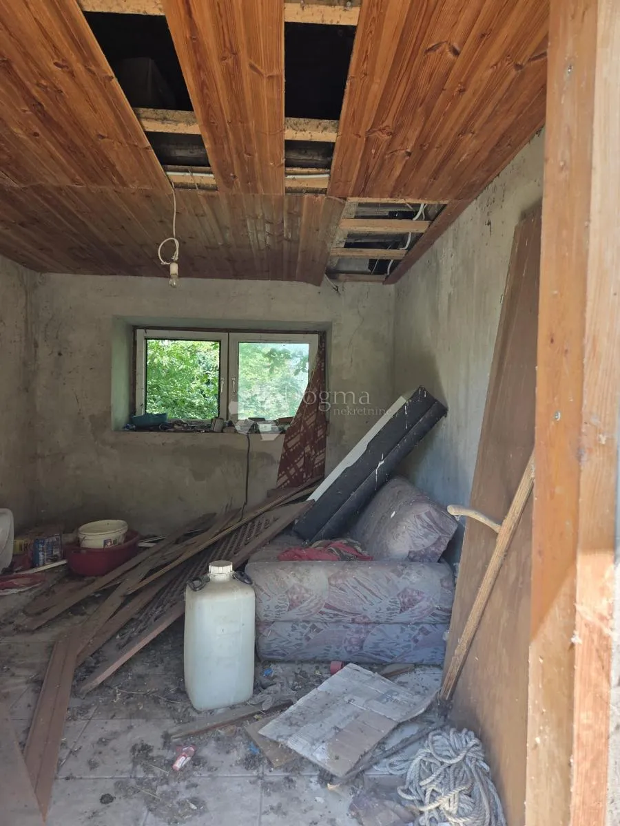vikendica u prirodi s 4.789 m² zemljišta - slika 11