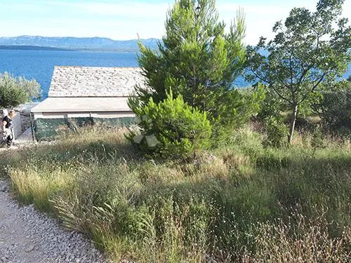 prodaje se – jedinstveno zemljište u bolu, otok brač (4.280 m²) - slika 5