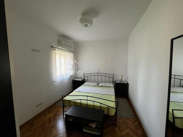 velika kamena kuća na odličnoj lokaciji u puli - slika 17