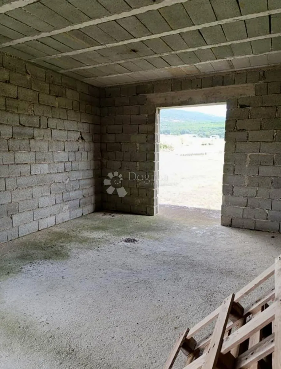 prilika!samostojeća kuća u prekrasnom boljunu - slika 8