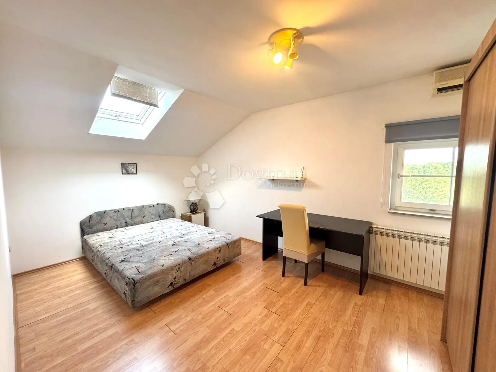 stan 82,70m2 u blizini centra - idealno za obitelj ili studente - slika 4