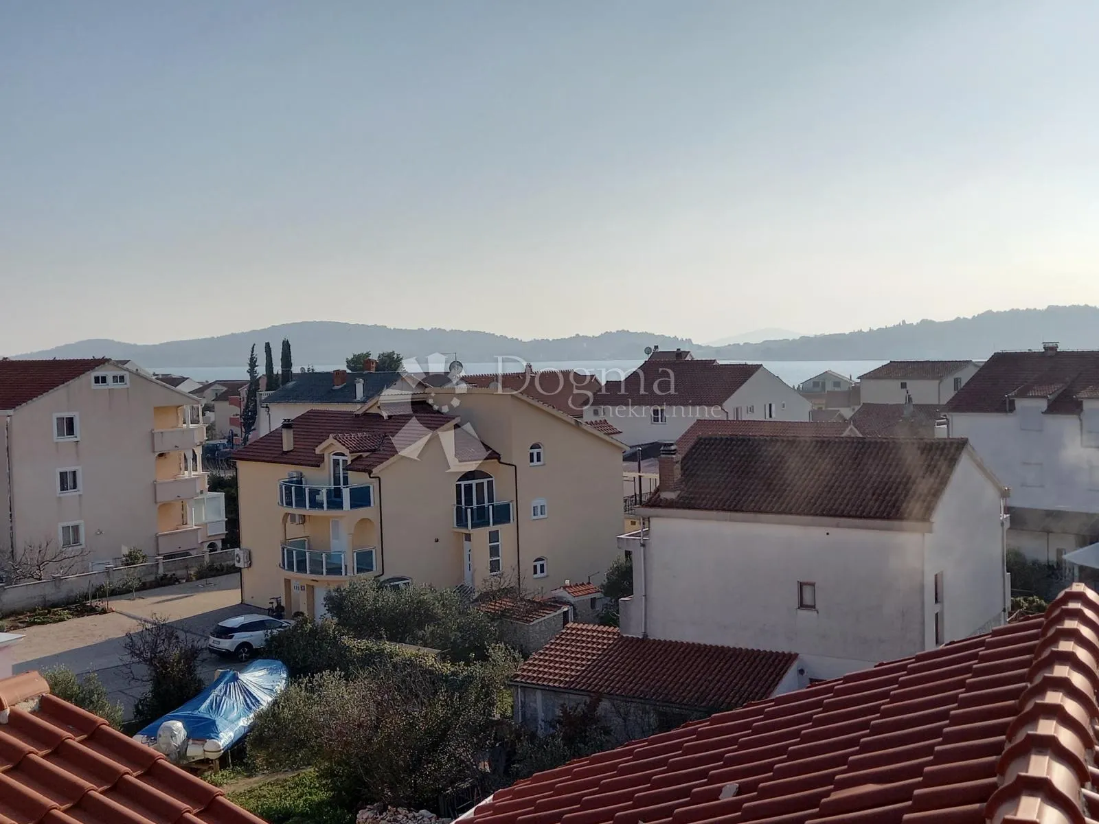 vodice - kuća 800 m2 odlična prilika - slika 57