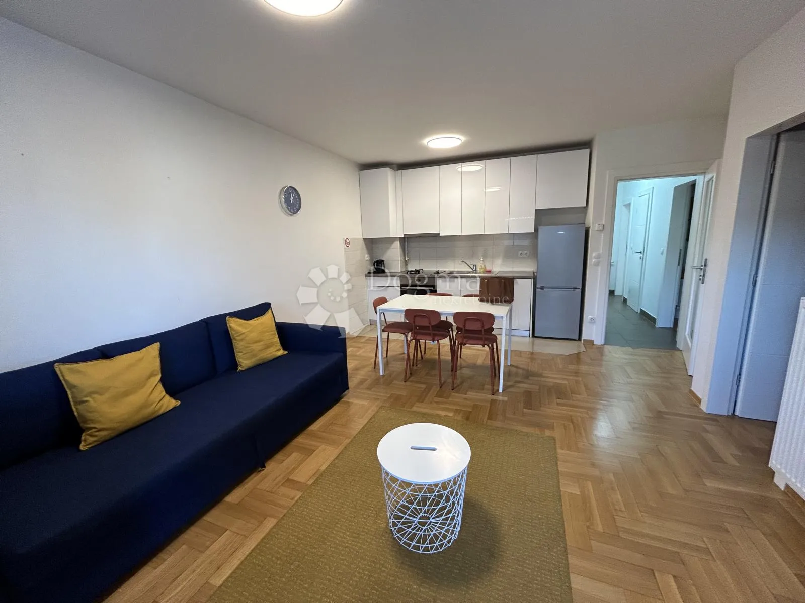 Trosobni stan Trešnjevka + GPM - Zagreb