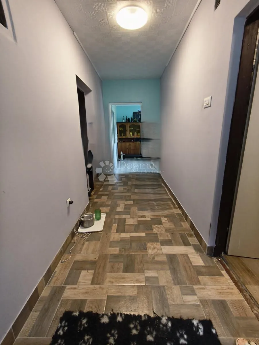 obiteljska oaza u bilju s ribnjakom i garažom - slika 3