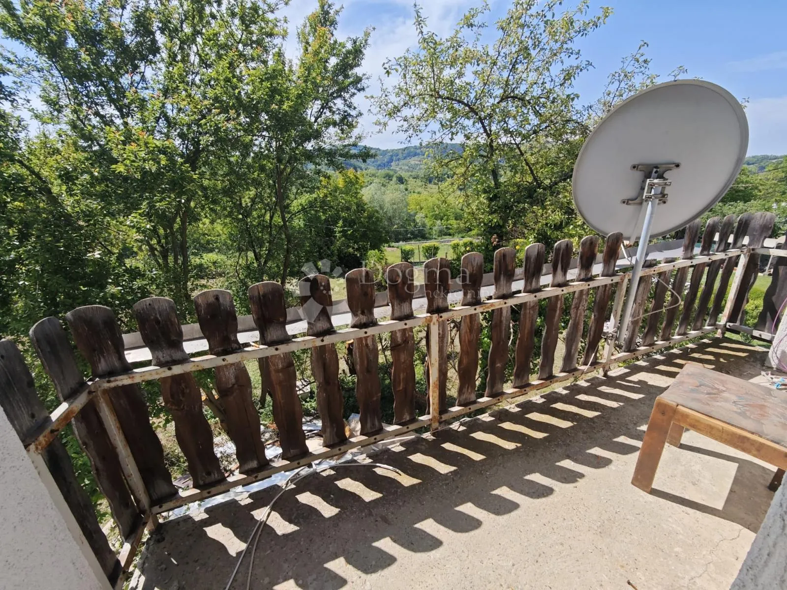 mir, priroda i velika okućnica – kuća u podrutama - slika 17