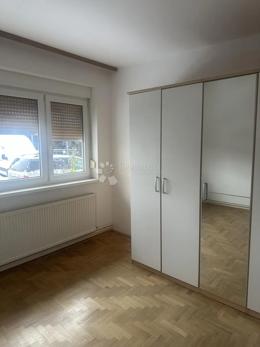 poslovni prostor 71m2+potkrovlje - slika 2