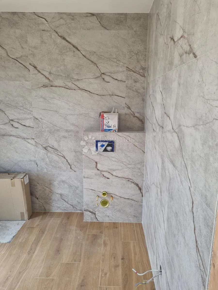 moderna vila s infinity bazenom -pula/štinjan - slika 11