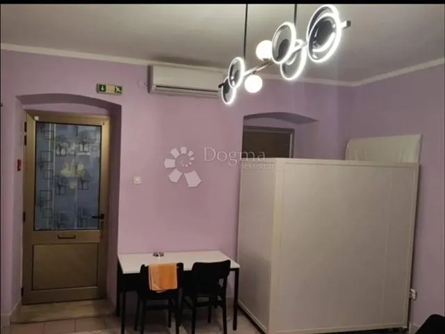 stambeno-poslovni prostor na frekventnoj lokaciji - slika 4