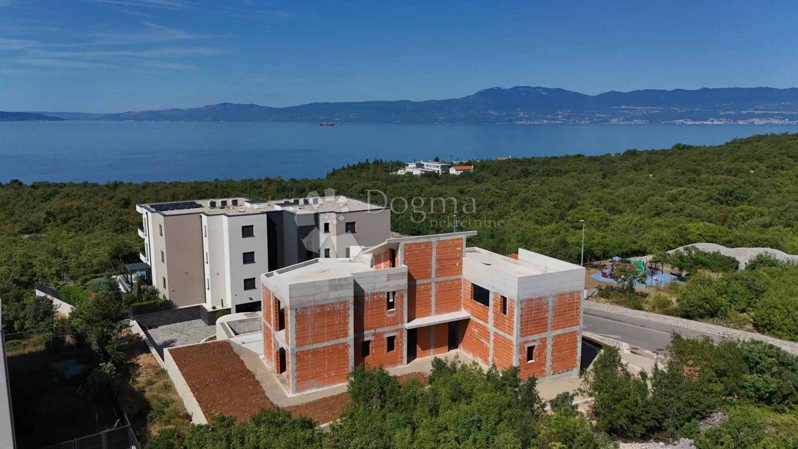 luksuzna dvojna kuća - slika 6