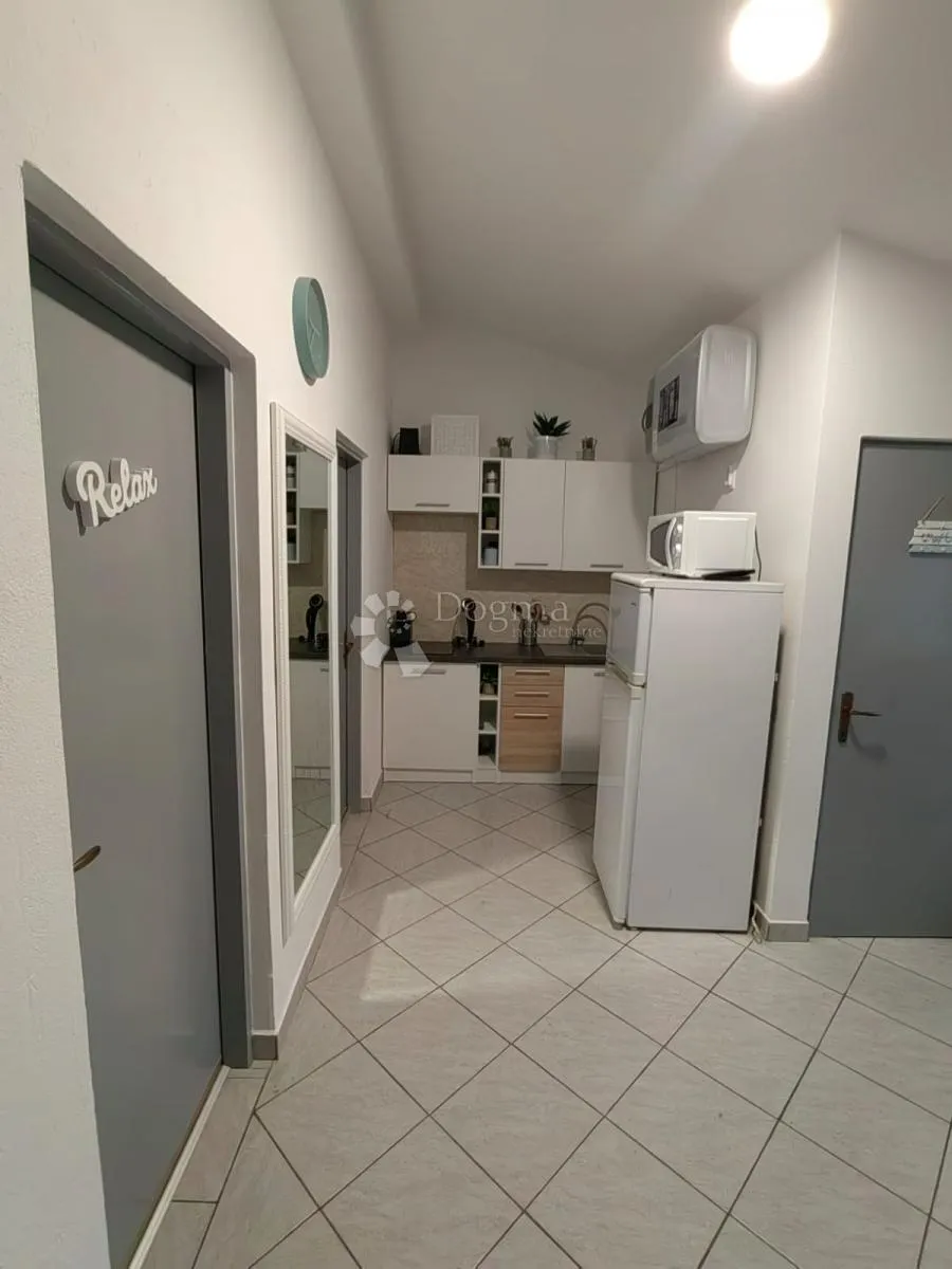 apartman na viru 40 m2 blizina mora - slika 9
