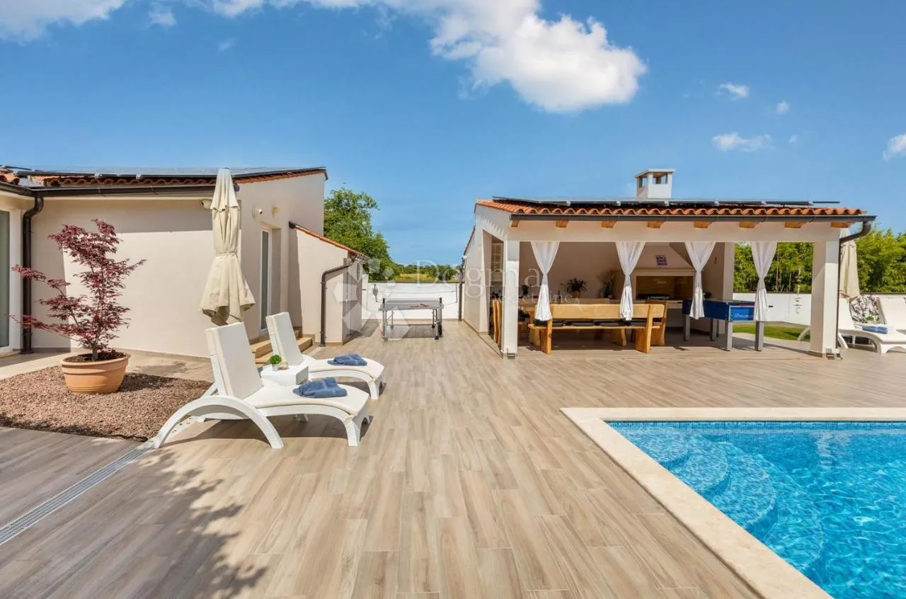 villa u banjolama 150m2 za dugoročni najam - slika 12