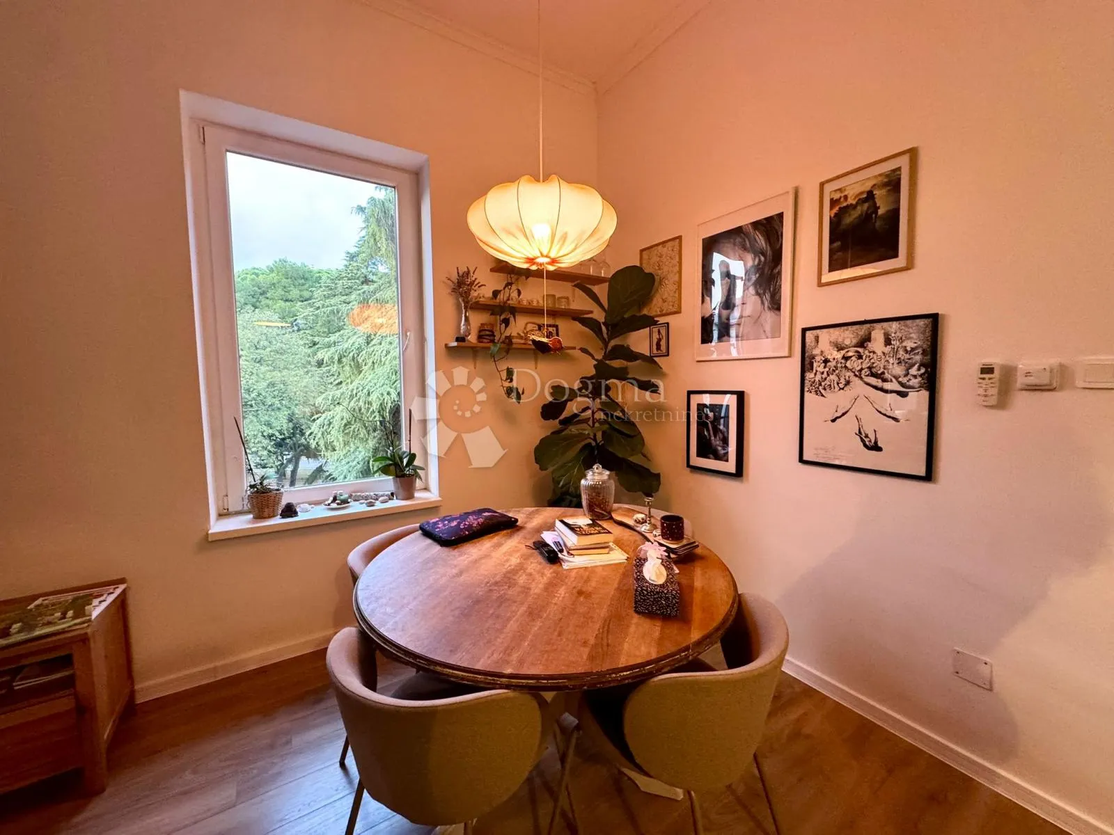 renovirani austrougraski stan, top lokacija - 81,14m2 - slika 11
