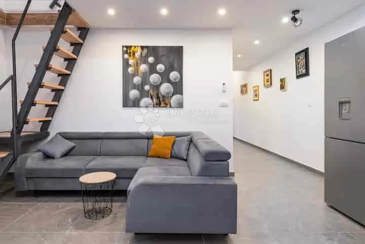 jutarnja kava s pogledom na more, volosko, opatija, 2sb+db. 62m2 - slika 3