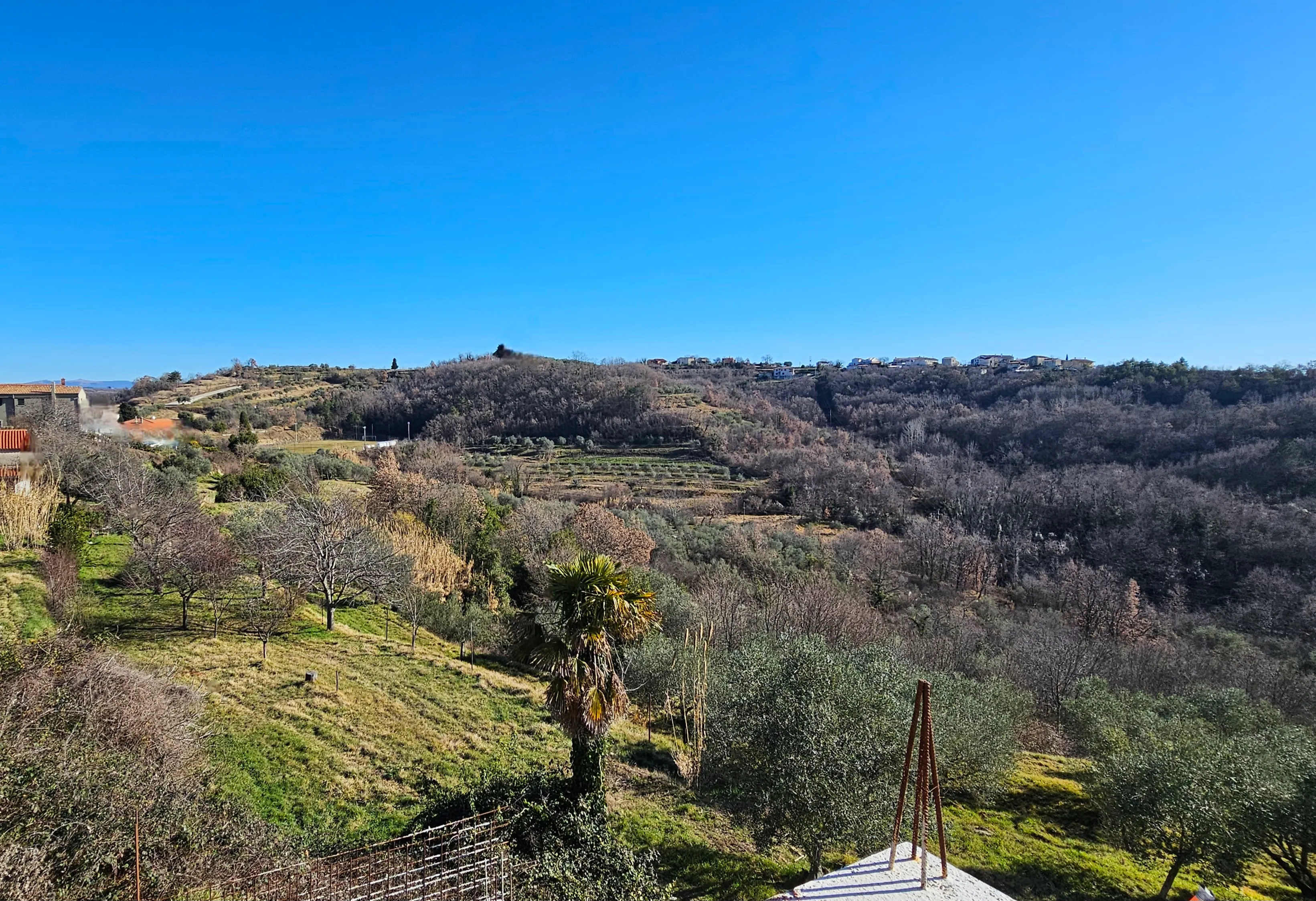istarska vila s panoramskim otvorenim pogledom prema moru - slika 28