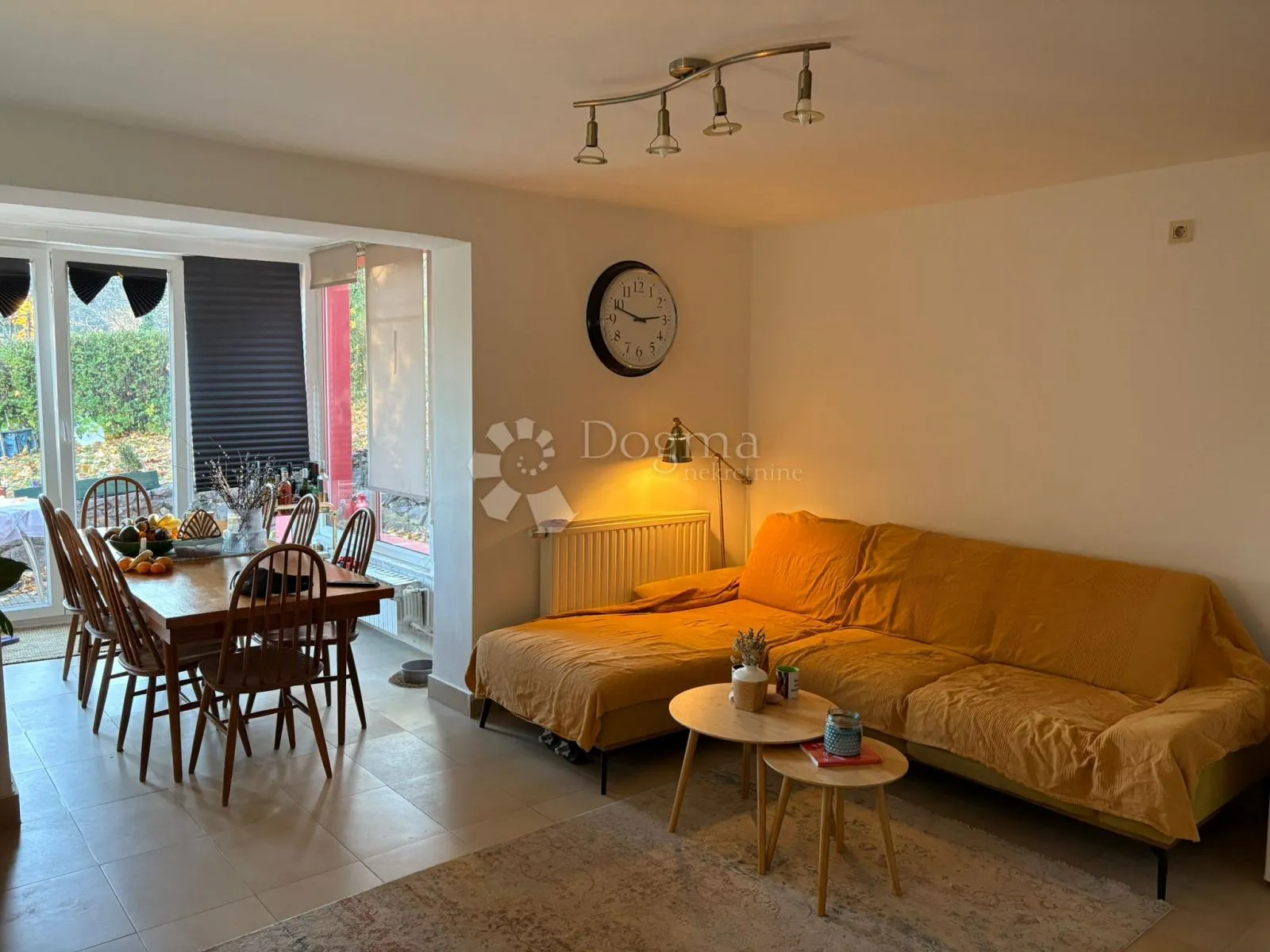 remete – dvosobni stan sa zimskim vrtom, garažom i zelenim dvorištem, 71,73 m² nkp - slika 3