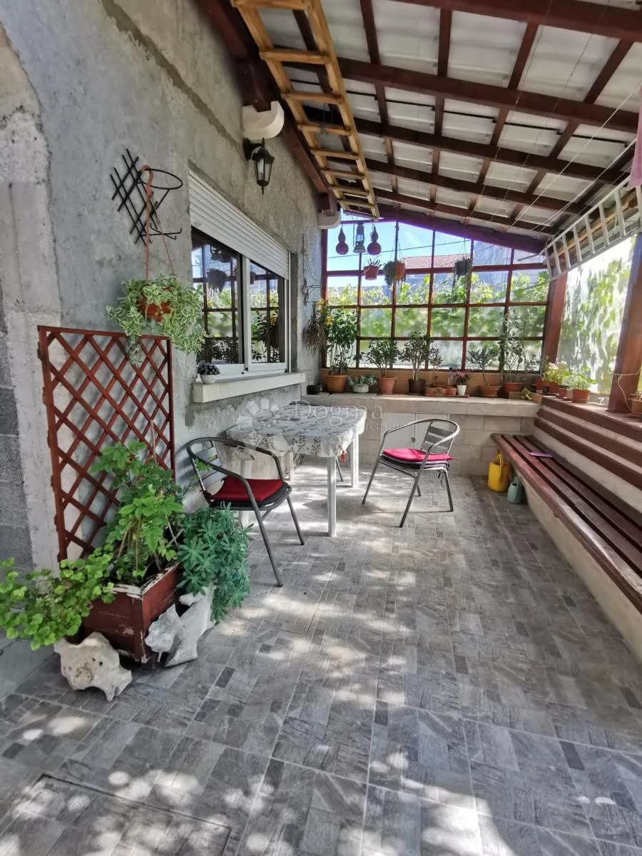 obiteljska stambena kuća useljiva odmah - prilika, hitno - slika 32