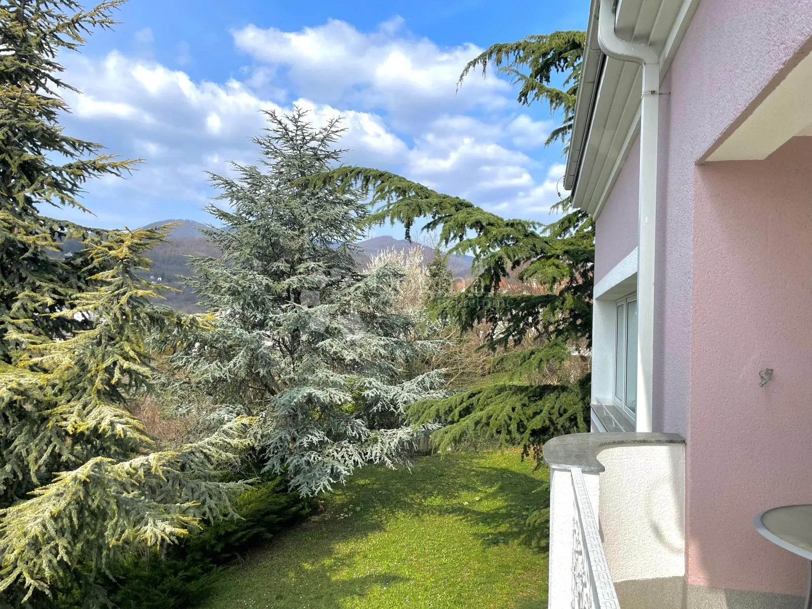 vila šestine - slika 25