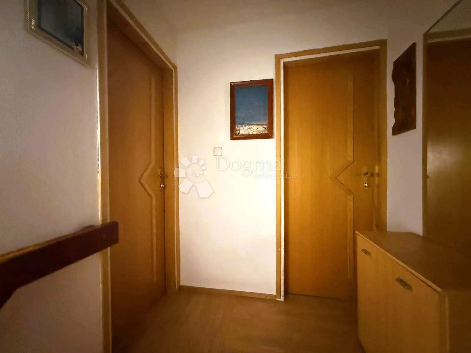 topli dom u zagrljaju prirode - šarmantna kuća u grkaveščaku - slika 10
