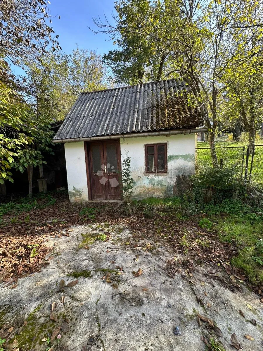 otočac švica kuća za adaptaciju - slika 5